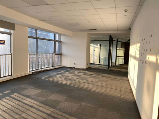 寰城中心广场写字楼图片1761