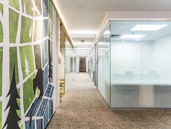 珠控国际中心写字楼图片1970