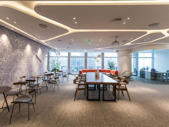 珠控国际中心写字楼图片1972