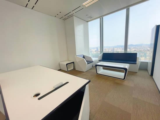 环球都会广场写字楼图片3196