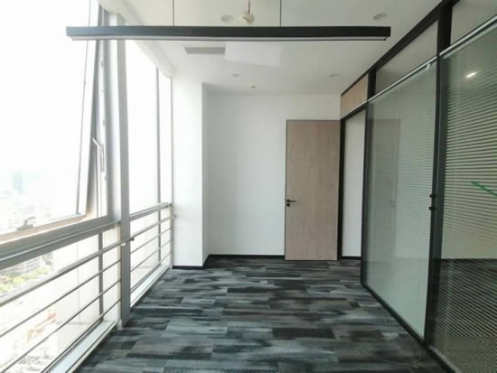 富力盈隆广场写字楼图片3432