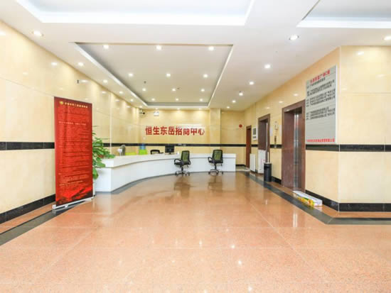 东岳财富广场写字楼图片3561