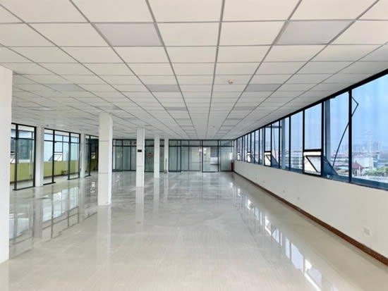 东岳财富广场写字楼图片3564