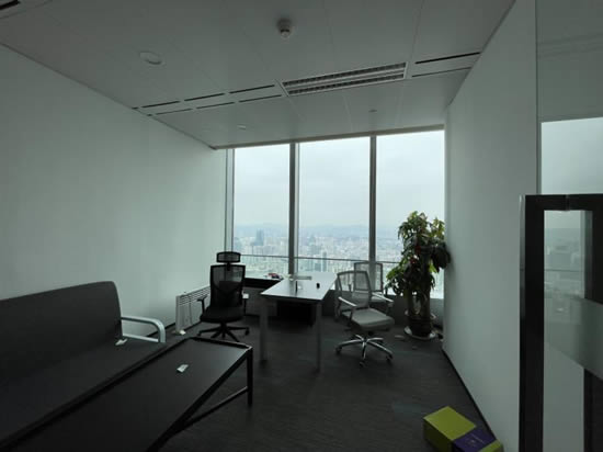 环球都会广场写字楼图片3898