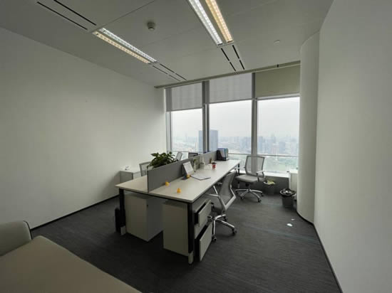 环球都会广场写字楼图片3899