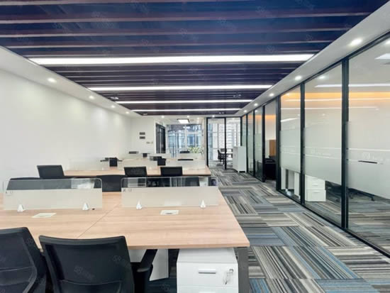 保利克洛维广场写字楼图片4019