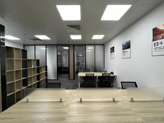 耀中广场写字楼图片4123