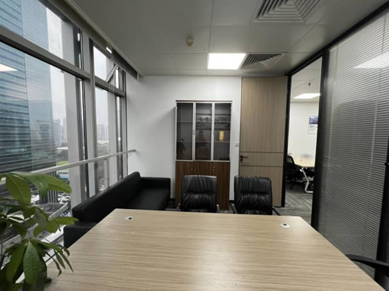 耀中广场写字楼图片4128