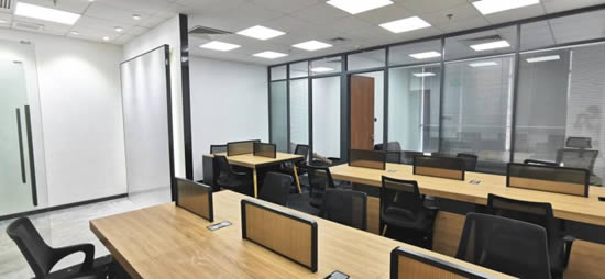 耀中广场写字楼图片4210