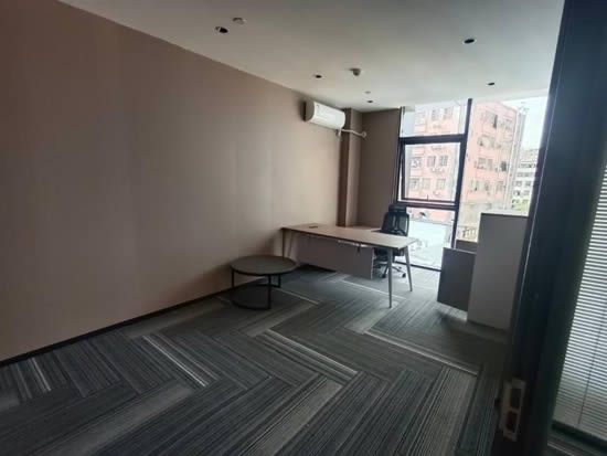 东盛广场写字楼图片4839