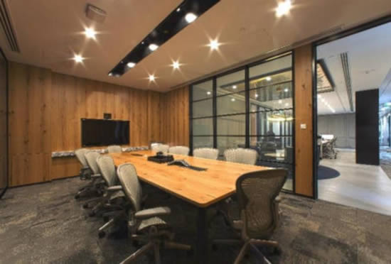 周大福金融中心写字楼图片5620