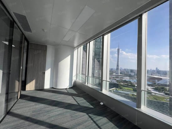 环球都会广场写字楼图片5628