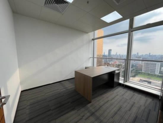 耀中广场写字楼图片5670