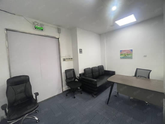 耀中广场写字楼图片6586