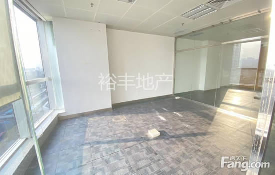 天银商贸大厦写字楼图片6608