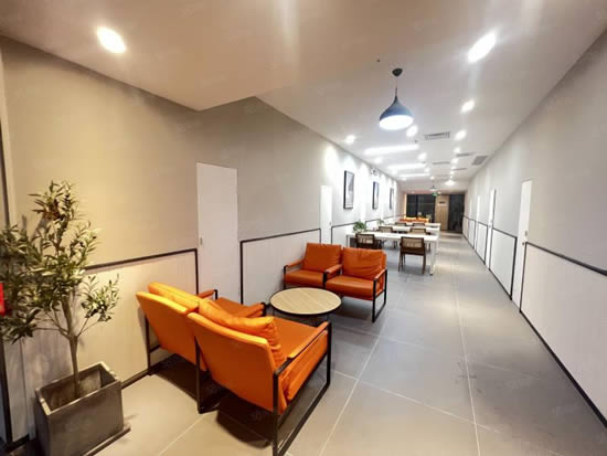 地中海大厦写字楼图片7010