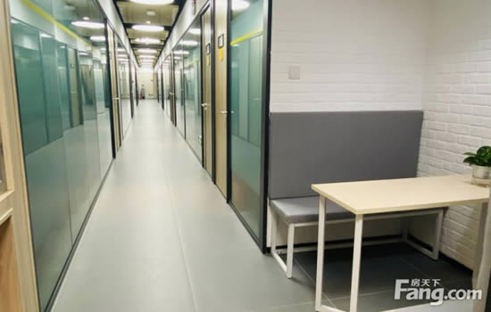 国防大厦写字楼图片7054