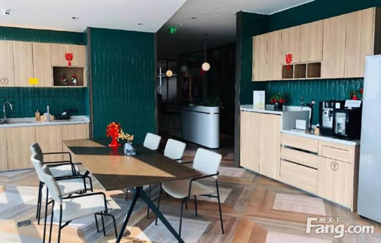 天盈广场写字楼图片7537