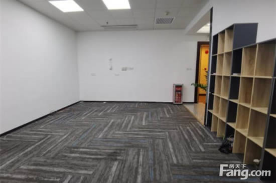 耀中广场写字楼图片7576