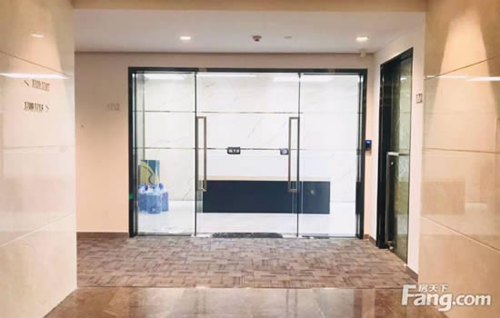 金融城绿地中心写字楼图片7631