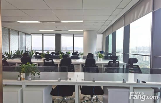 金融城绿地中心写字楼图片7894