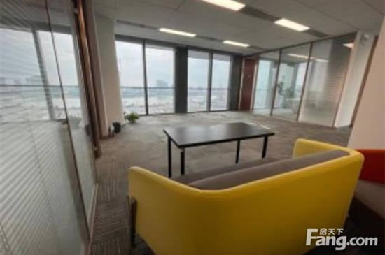 绿地中心写字楼图片9002