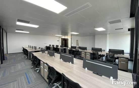 绿地鑫融广场写字楼图片9118