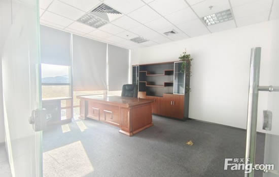 金融城绿地中心写字楼图片9614