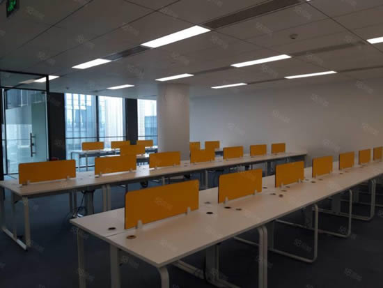 金融绿地中心写字楼图片10140