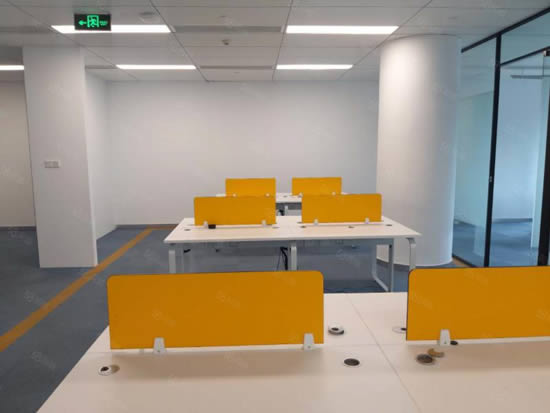 金融绿地中心写字楼图片10147