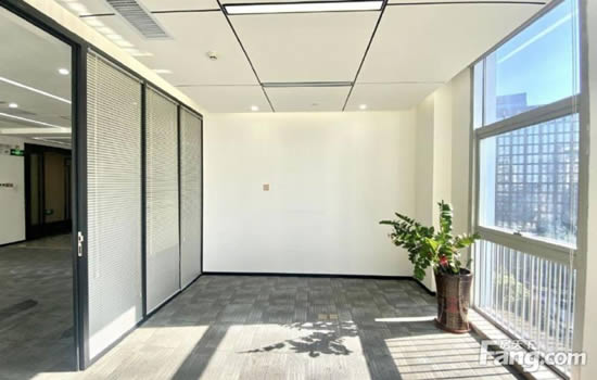 保利克洛维广场写字楼图片10247