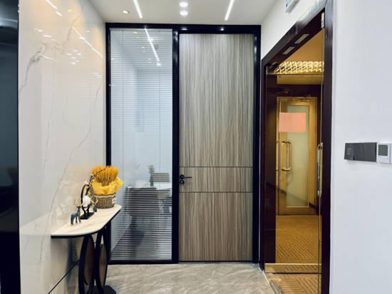 耀中广场写字楼图片11703