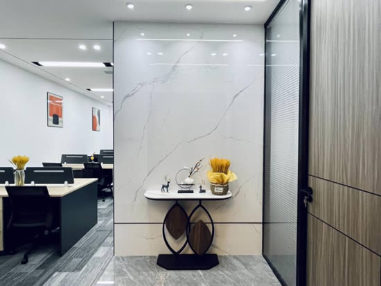 耀中广场写字楼图片11702