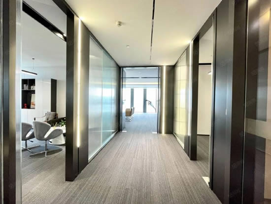 周大福金融中心写字楼图片12160