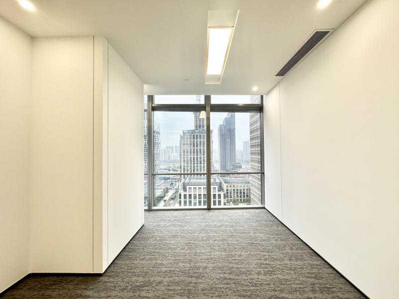 华新中心写字楼图片13566