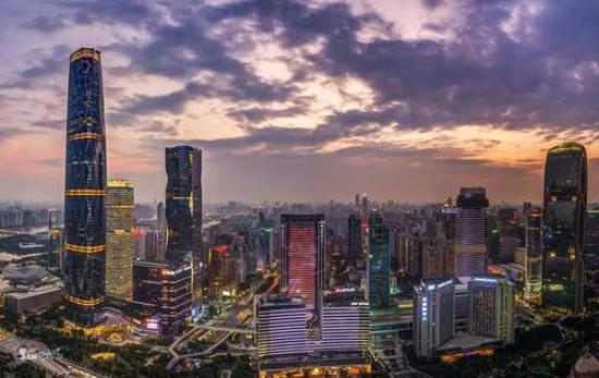 7月广州写字楼成交量同比下降