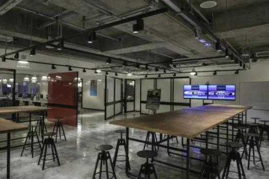 广州写字楼工业风办公空间设计有什么特点？